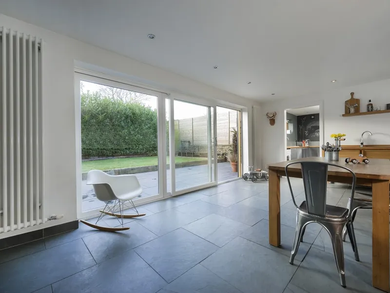 Sliding Windows — Gallery Tulse Hill